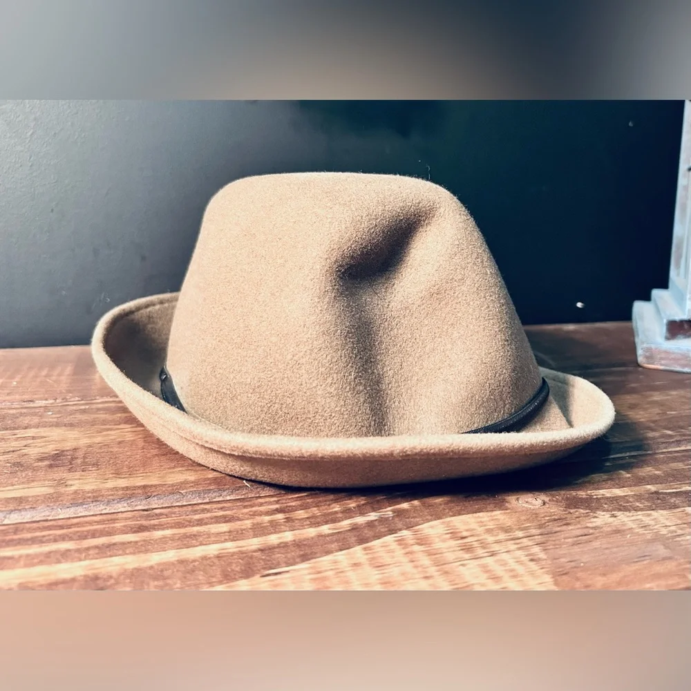 Vintage Banana Republic Italian Wool Safari Fedora Hat Camel Size M/L Travel - Picture 7 of 9